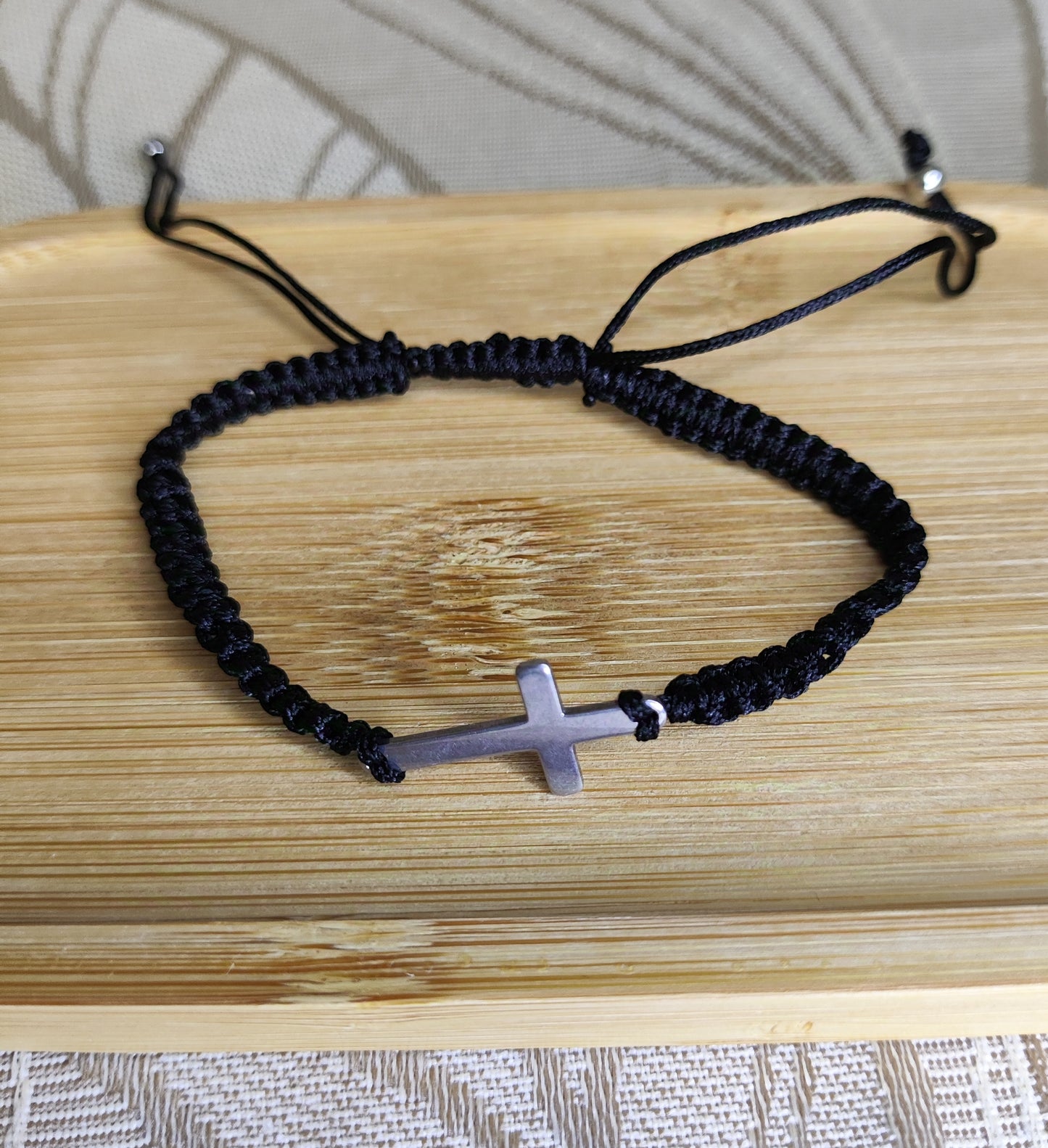 Pulsera Cordón cruz